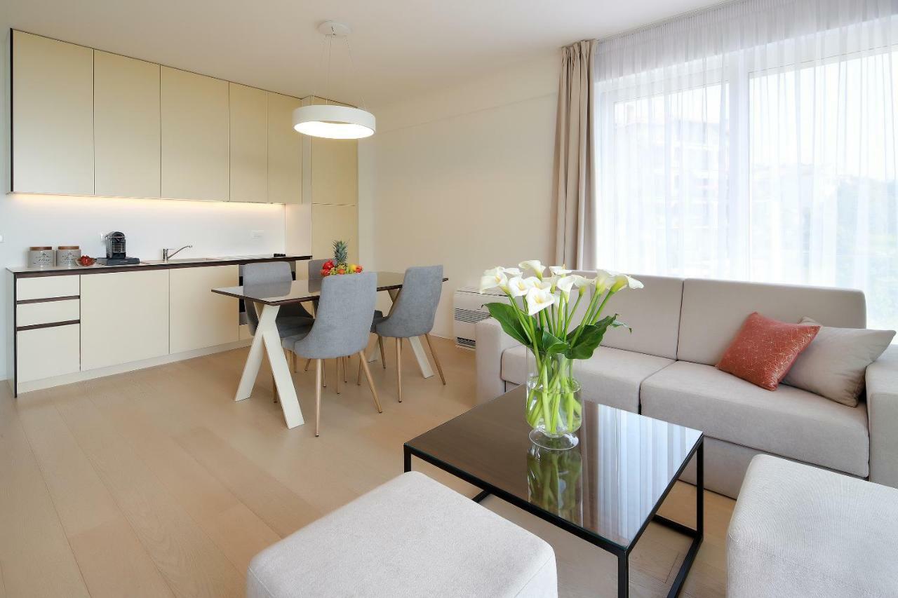 Modern Apartment Near The Sea Icici Bagian luar foto