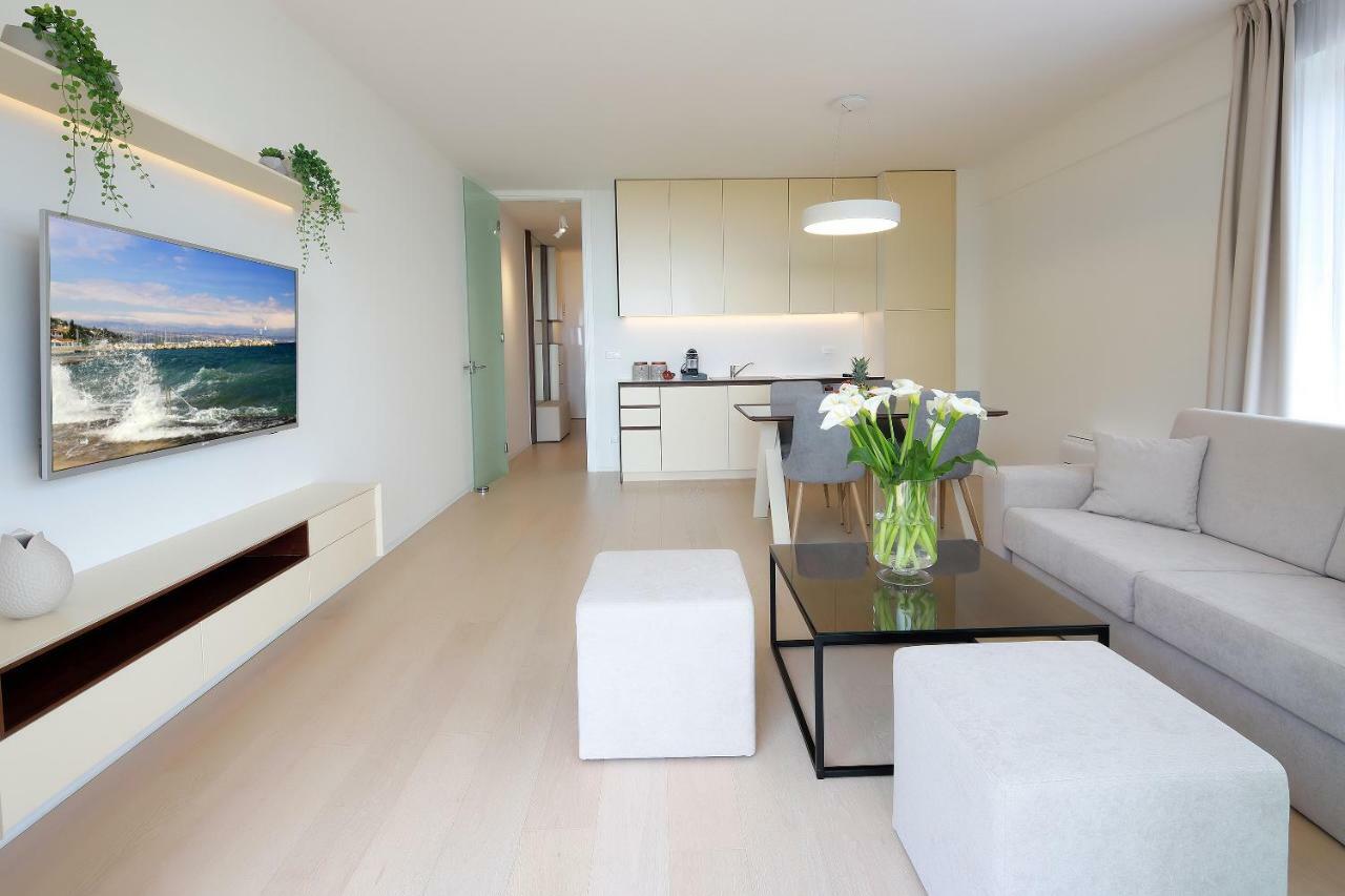 Modern Apartment Near The Sea Icici Bagian luar foto